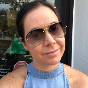 Meet your Posher, Tara